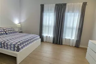 4630 Classique Dr, Sarasota, FL 34243 - Photo 16