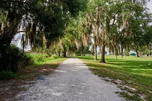 7919 Limestone Ln, Sarasota, FL 34233 - Photo 68