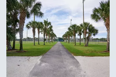 7919 Limestone Lane #13-204, Sarasota, FL 34233 - Photo 34