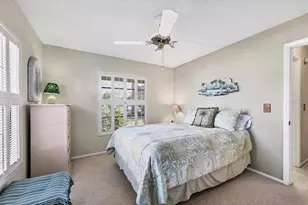 5603 Creekwood Dr, Sarasota, FL 34233 - Photo 22