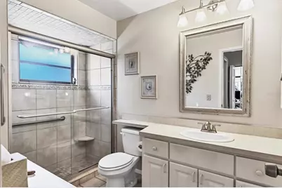 5603 Creekwood Drive, Sarasota, FL 34233 - Photo 20