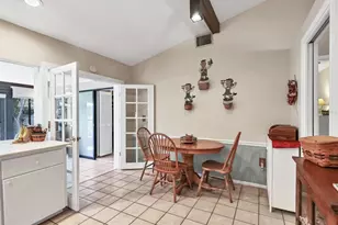 5603 Creekwood Dr, Sarasota, FL 34233 - Photo 16