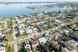 925 Lantana Ave, Clearwater Beach, FL 33767 - Photo 8