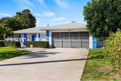 2804 W 27th Ave Dr, Bradenton, FL 34205 - Photo 1