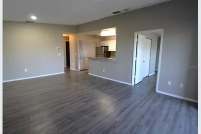 8115 45th Court E #7, Sarasota, FL 34243 - Photo 4