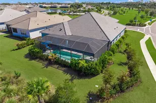 10345 Canaveral Cir, Sarasota, FL 34241 - Photo 4