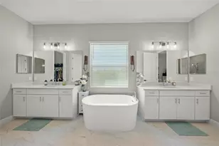 10345 Canaveral Cir, Sarasota, FL 34241 - Photo 24