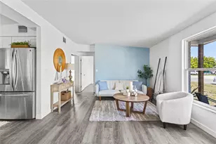 4124 60th St Ct W, Bradenton, FL 34209 - Photo 6