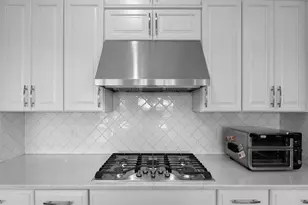 10604 Wicker Park Pl, Palmetto, FL 34221 - Photo 8