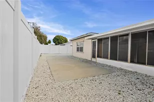 2814 20th Ave Dr W, Bradenton, FL 34205 - Photo 30