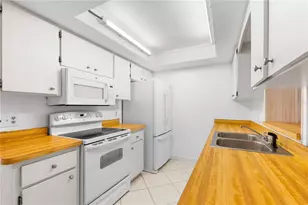 2814 20th Ave Dr W, Bradenton, FL 34205 - Photo 12