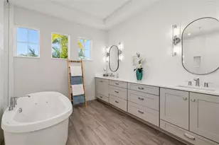 4677 Antrim Dr, Sarasota, FL 34240 - Photo 26