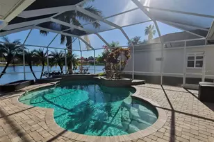 5275 Creekside Trail, Sarasota, FL 34243 - Photo 2