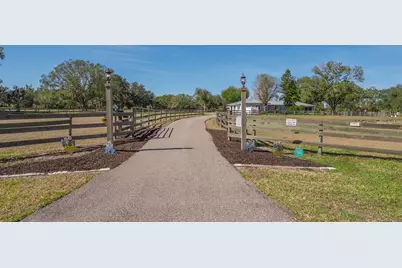 7610 Saddle Creek Trail, Sarasota, FL 34241 - Photo 8