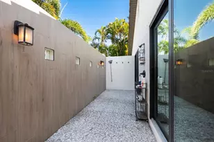 319 Bird Key Dr, Sarasota, FL 34236 - Photo 30