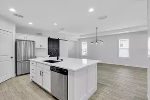 11790 Forest Park Cir, Bradenton, FL 34211 - Photo 12