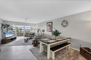 8625 Midnight Pass Rd, Sarasota, FL 34242 - Photo 14