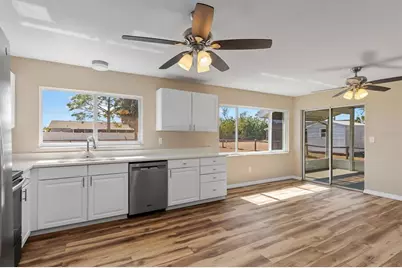 18019 Avonsdale Circle, Port Charlotte, FL 33948 - Photo 10