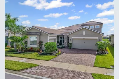 20380 Symphony Place, Venice, FL 34293 - Photo 2