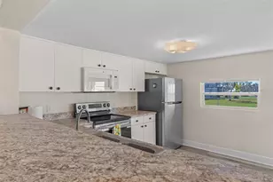 7272 Westwind St, Weeki Wachee, FL 34607 - Photo 14