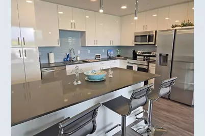 1709 N Tamiami Trail #A519, Sarasota, FL 34234 - Photo 2