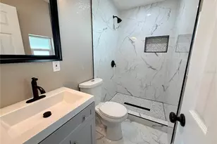 715 65th Ave Dr W, Bradenton, FL 34207 - Photo 10