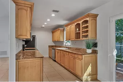 1792 Floyd Street, Sarasota, FL 34239 - Photo 18