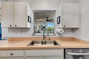 810 McArthur Ave, Sarasota, FL 34243 - Photo 24