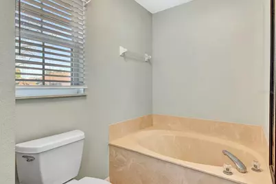 810 McArthur Avenue, Sarasota, FL 34243 - Photo 16