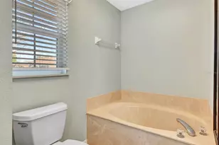 810 McArthur Ave, Sarasota, FL 34243 - Photo 16