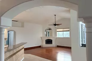 7207 39th Ln E, Sarasota, FL 34243 - Photo 12