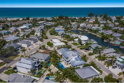 227 S Harbor Drive, Holmes Beach, FL 34217 - Photo 58
