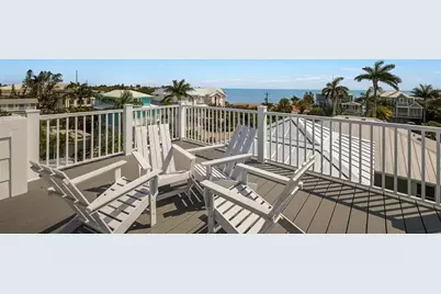 227 S Harbor Drive, Holmes Beach, FL 34217 - Photo 8