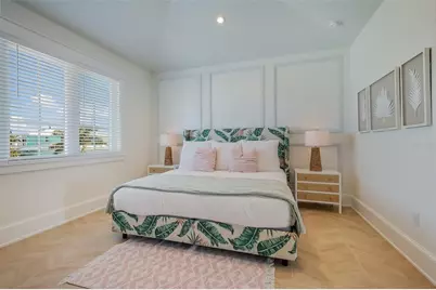 227 S Harbor Drive, Holmes Beach, FL 34217 - Photo 36