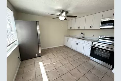 275 Pineapple Street #B, Englewood, FL 34223 - Photo 6