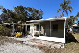 275 Pineapple St, Englewood, FL 34223 - Photo 2