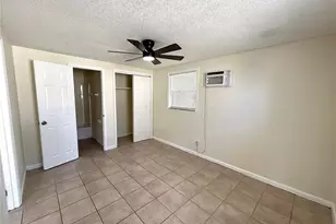 275 Pineapple St, Englewood, FL 34223 - Photo 10