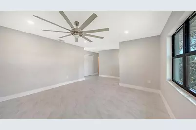 923 69th Street NW, Bradenton, FL 34209 - Photo 8