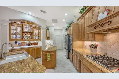 8215 Waterview Boulevard, Lakewood Ranch, FL 34202 - Photo 14