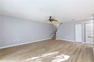 850 S Tamiami Trl, Sarasota, FL 34236 - Photo 4