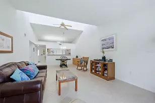 4577 Hidden View Pl, Sarasota, FL 34235 - Photo 10