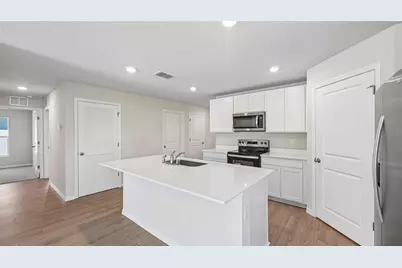 12412 Hopscotch Avenue E, Palmetto, FL 34221 - Photo 8