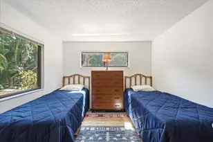 1711 Pelican Cove Rd, Sarasota, FL 34231 - Photo 20