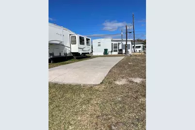 86 Michigan Street, Palmetto, FL 34221 - Photo 1