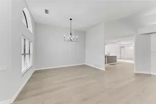 5328 Dominica Cir, Sarasota, FL 34233 - Photo 14