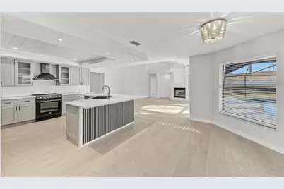 5328 Dominica Circle, Sarasota, FL 34233 - Photo 18