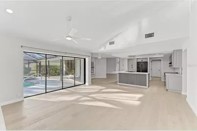 5328 Dominica Circle, Sarasota, FL 34233 - Photo 30