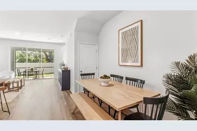 4052 Gold Dust Lane, Sarasota, FL 34243 - Photo 4