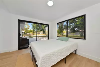 2239 Worrington Street, Sarasota, FL 34231 - Photo 12