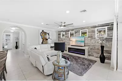12458 Marsh Pointe Road, Sarasota, FL 34238 - Photo 10